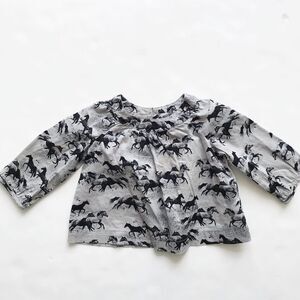 Babygap horse print blouse EUC 12-18 months